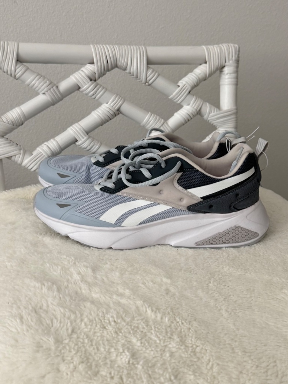 Reebok Energen Lux Navy Blue White Running Shoes Women's Size 10 NWOB Sneakers